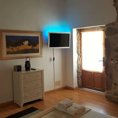 Antique In Galicia With Private Swimming Pool